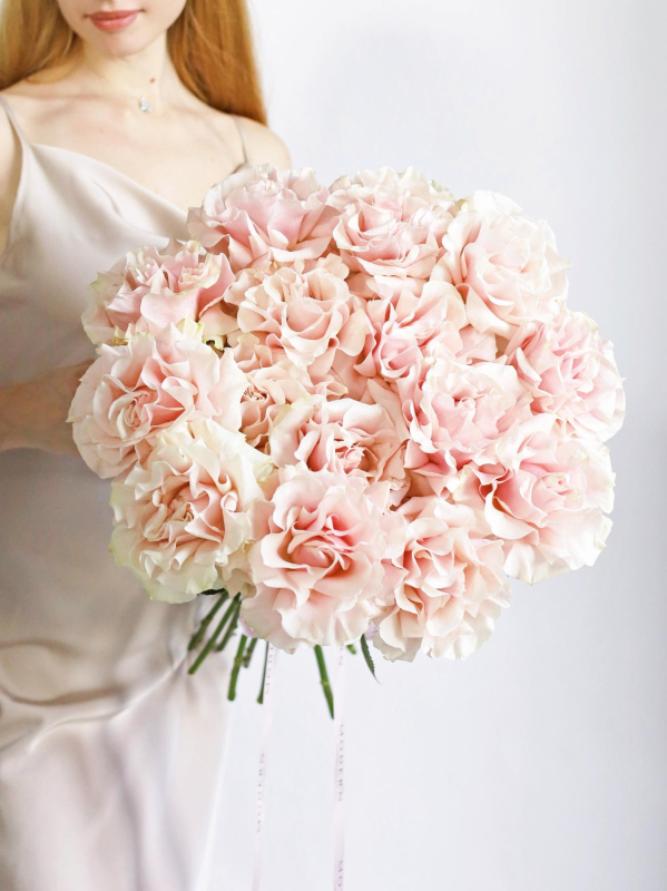 БУКЕТ 15 ФРАНЦУЗСКИХ РОЗА PINK MONDIAL