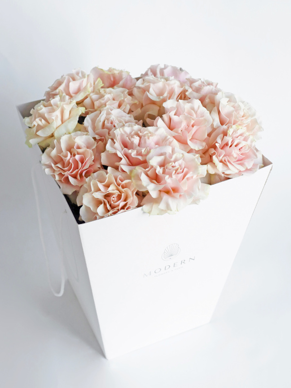 БУКЕТ 15 ФРАНЦУЗСКИХ РОЗА PINK MONDIAL